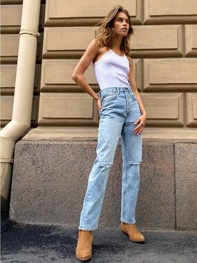 ARITZIA NWT Denim Forum Joni High Rise Loose jeans Distressed size 25 (loose)